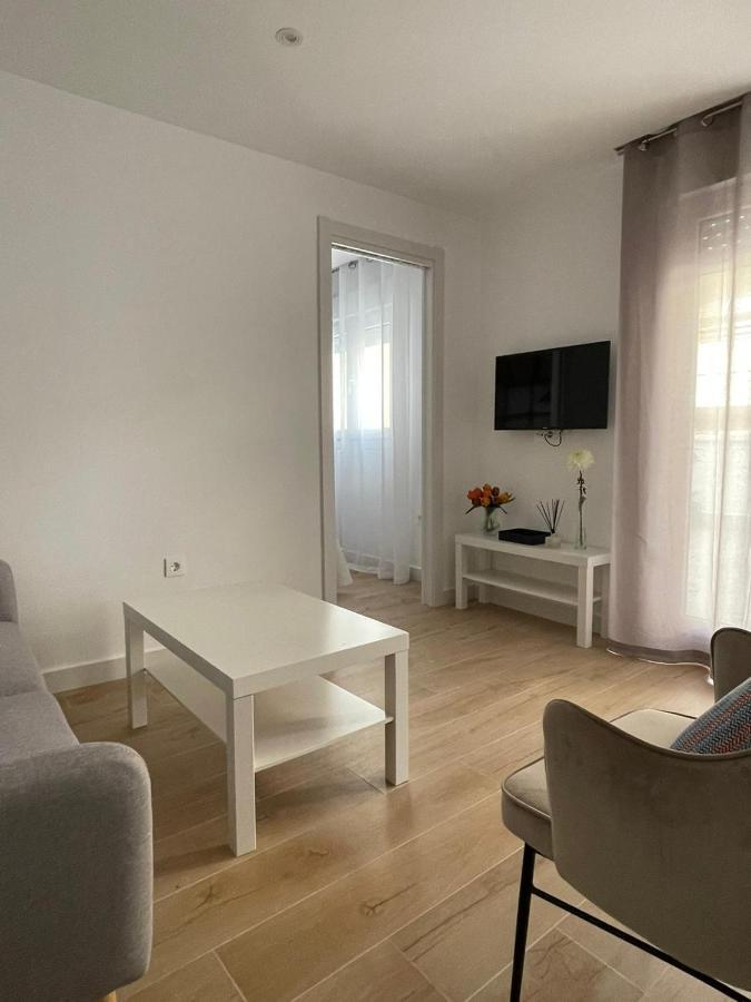 Apartamentos La Hormiga Deluxe Adra Εξωτερικό φωτογραφία